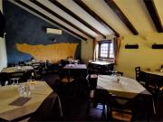 V003559 VENDESI STRUTTURA SU DUE LIVELLI PER RISTORANTE