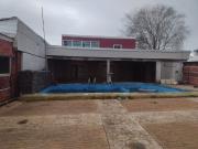 V 1569 C 500 LR 7.24 Vendo Casa con Bodega Industrial en...