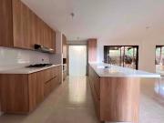 | V E N T A | Casa reformada en el Poblado, transversal...