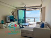¡Vacaciones frente al mar! Departamento en piso alto con...