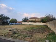 Vacant Land / Plot in Greenstone Hill For Sale