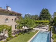 Valbonne village à pied – Bastide historique entièrement...