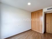 Valencia Capital, Valencian Community 46019