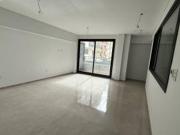 Valle 1300, Amplio Departamento 3 Ambientes Con Cochera,...