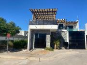valle alto, frente a parque, amueblada