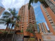 Valle Blanco Adquiere este increible Apartamento con...
