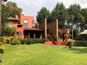 VALLE DE BRAVO EXCELENTE PROPIEDAD EN INCREIBLE UBICACION