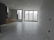 Valle de Juriquilla casa en esquina dentro de privada en...