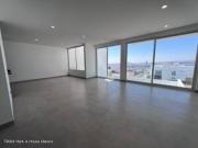 Valle de Juriquilla. VENTA Casa con estudio, 3...