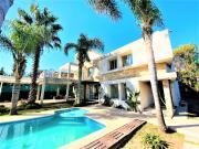 VALLE ESCONDIDO LOS ÁRBOLES 3 DORM / ESCRITORIO PILETA...