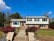 Van Gogh Ct, Trenton, Home For Sale