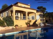 VAR 83 GAREOULT SUPERBE VILLA DE 7 PIECES AVEC PISCINE...