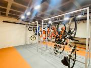 Varanda e aconchego em um apto todo mobiliado para...