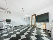 Vaste 4P de 83m² en avant dernier étage avec parking et Cave