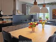 Belle maison entourée de vigne avec vue sur les...