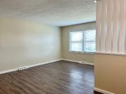 VAT1240/1242 2 Bedroom Apartment for Rent at Centre...
