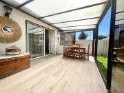 VAUFREGES: MAGNIFIQUE BAS DE VILLA DE 101M2 AVEC VERANDA