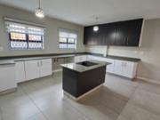 Vause 3 bedroom apartment to rent in musgrave