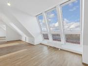 VDG18 Lichtdurchflutete 2,5 Zimmer DG Wohnung mit großer...