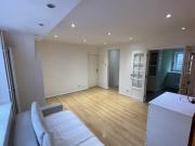 Veg Modern Convenient 1St Flr Maissonate Stanmore