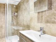 Vegas Beauty, Fulham High Street, London, SW6 3LQ,...