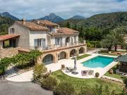 Vence 06140 Achat / Vente maison 9 pièces t9