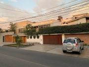 VENDO CASA COMO TERRENO EN SAN BORJA, 366M2, 12ML DE...
