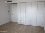 Venda Apartamento T3 Novo, em Azurm Guimares
