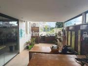 Linda área privativa com 3 quartos