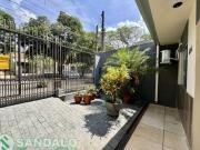 VENDA | Casa, com 2 dormitórios em JARDIM MANDACARU, MARINGA