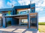 VENDA | Casa, com 3 dormitórios em Tocantins, Toledo