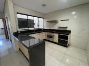 VENDA | Casa, com 2 dormitórios em JARDIM IMPERIAL II,...