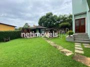 Casa Maravilhosa à Venda – Estilo Moderno e Rústico, com...