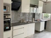 Apartamento a estrear em prédio com dois elevadores,...