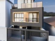 Venda de casa Nova alta Duplex com 3 quartos 2 suítes...