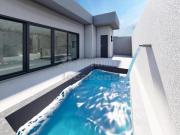 Venda de Casa Nova Com Piscina SetSul II