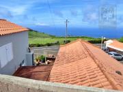 VENDA de MORADIA + Apartamento com vista mar Cedros,...