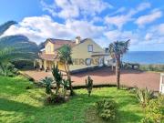 VENDA de MORADIA VIVENDA com VISTA MAR nos Mosteiros,...