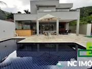 Venda e Temporada | Lindo e Elegante Sobrado no Mar Verde