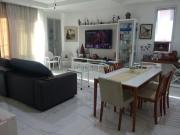 Venda ou Permuta de Casa Sobreposta alta com 4 quartos...