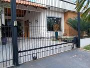 Venda Porteira FECHADA! 01 escritório/quarto externo....