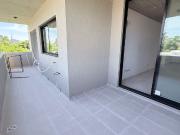 VENDE 4 AMB AL FRENTE CON BALCON CORRIDO 1ER PISO