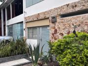 VENDE / ALQUILA CASA CORPORATIVA ESQUINERA SANTA MONICA CALI