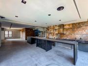 Vende apartamento com 4 dormitórios sendo 3 suítes no...
