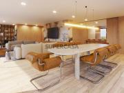 Apartamento T1 c/ 88 m2 suíte c/ 17 m2 | Box fechada 1...