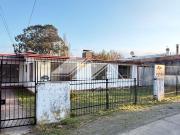 SE VENDE CASA 4 DORMITORIOS 2 BAÑOS AMPLIO SITIO...