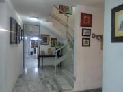 VENDE CASA AMPLIA 5 RECÁMARAS SEGURIDAD COMUNICADA COYOACAN