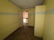 VENDE CASA CENTRICA CON DOS LOCALES! VENDE CASA CENTRICA CON DOS LOCALES!