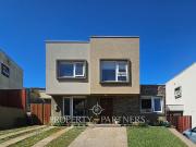 Vende Casa Comdominio Versalles