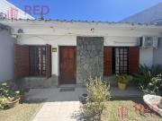 Vende Casa de 2 dormitorios en barrio Provincias Unidas